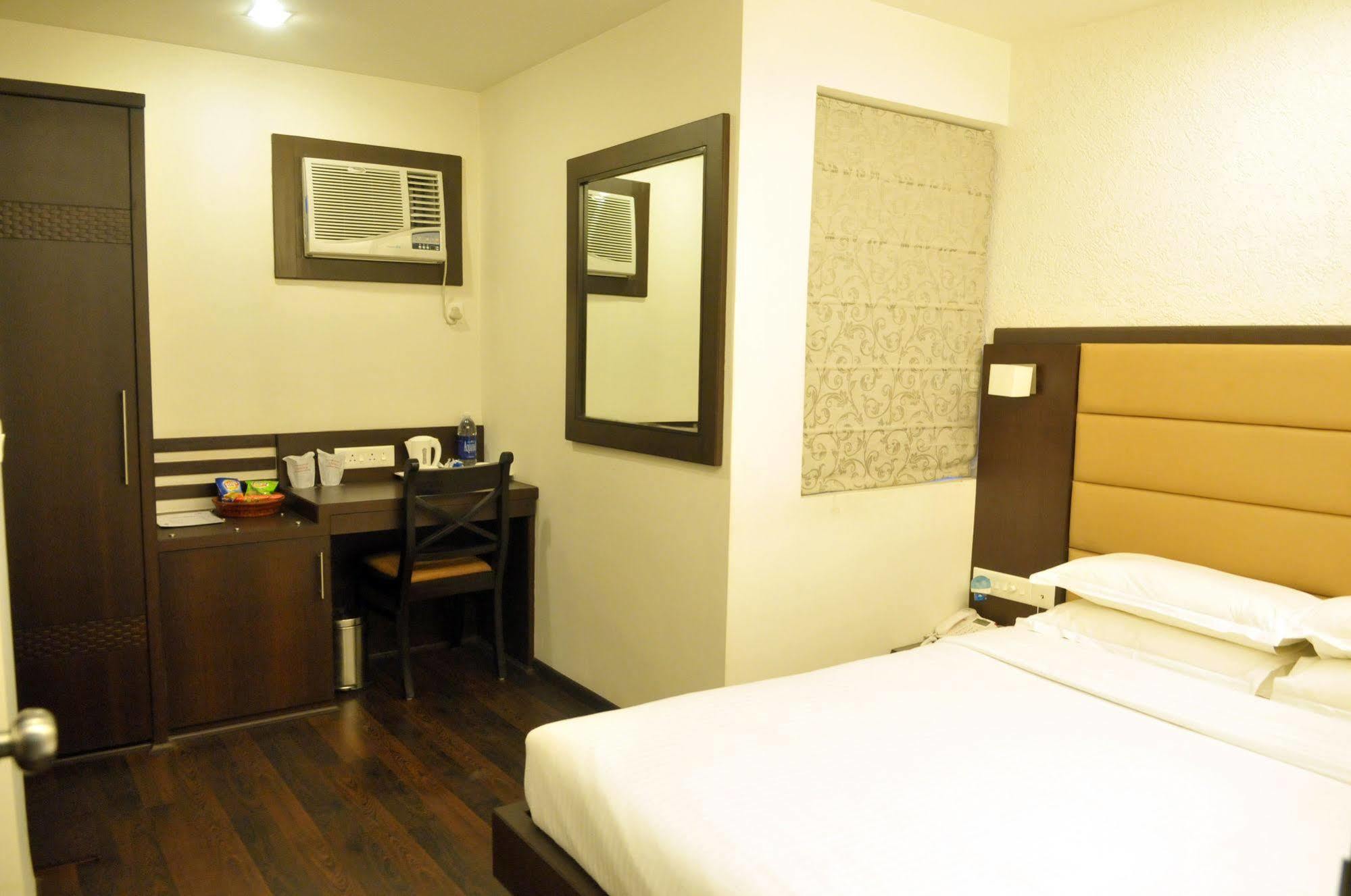 Treebo Trend Hotel Relax Inn Kalküta Dış mekan fotoğraf